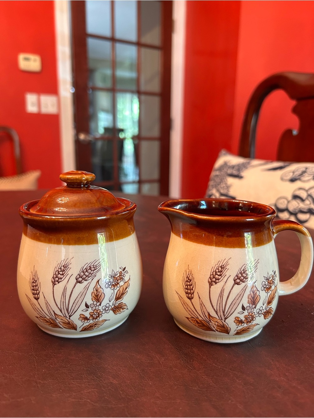 Stoneware Creamer and Sugar Set in Brown and Cream